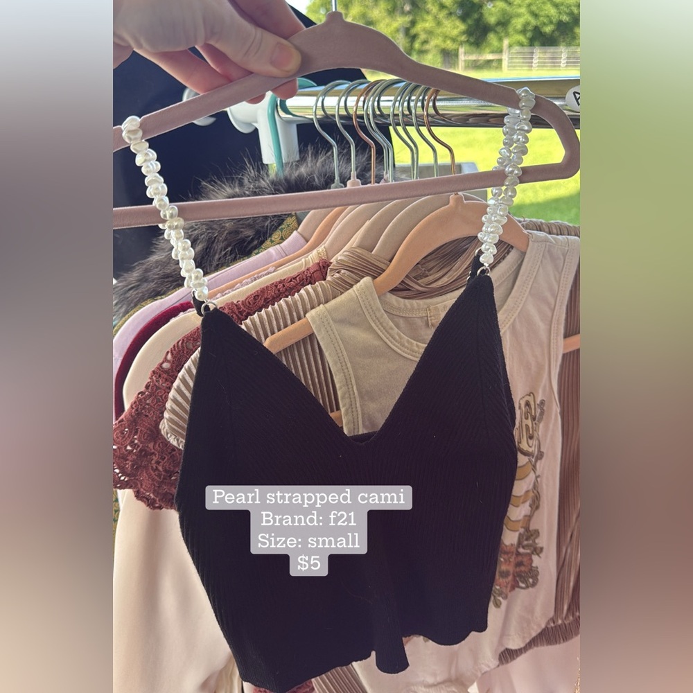 Black Pearl-Strapped Cami